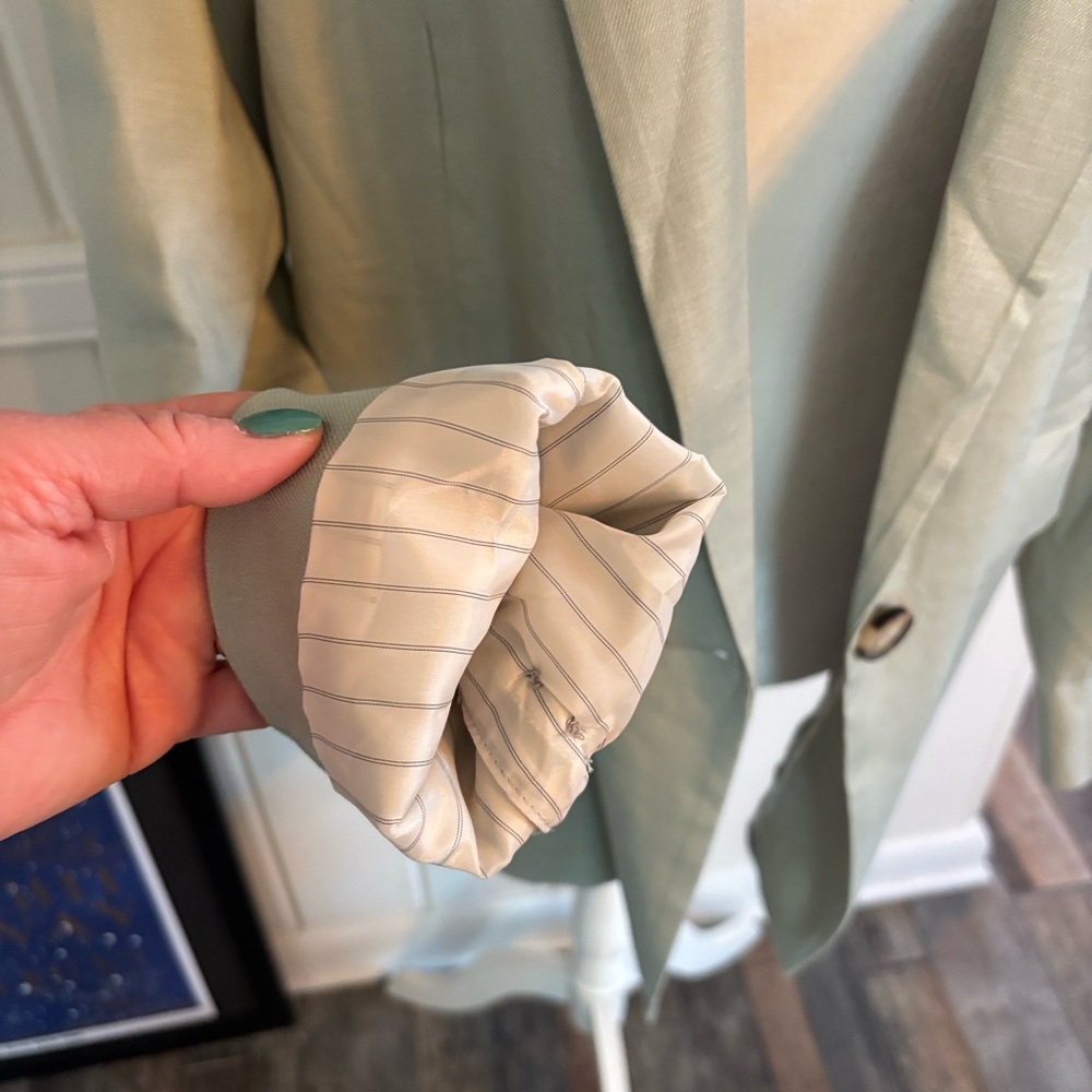 NWT The Tessie Blazer by Maeve: Linen Edition Powdered Sage - Picture 4 of 10